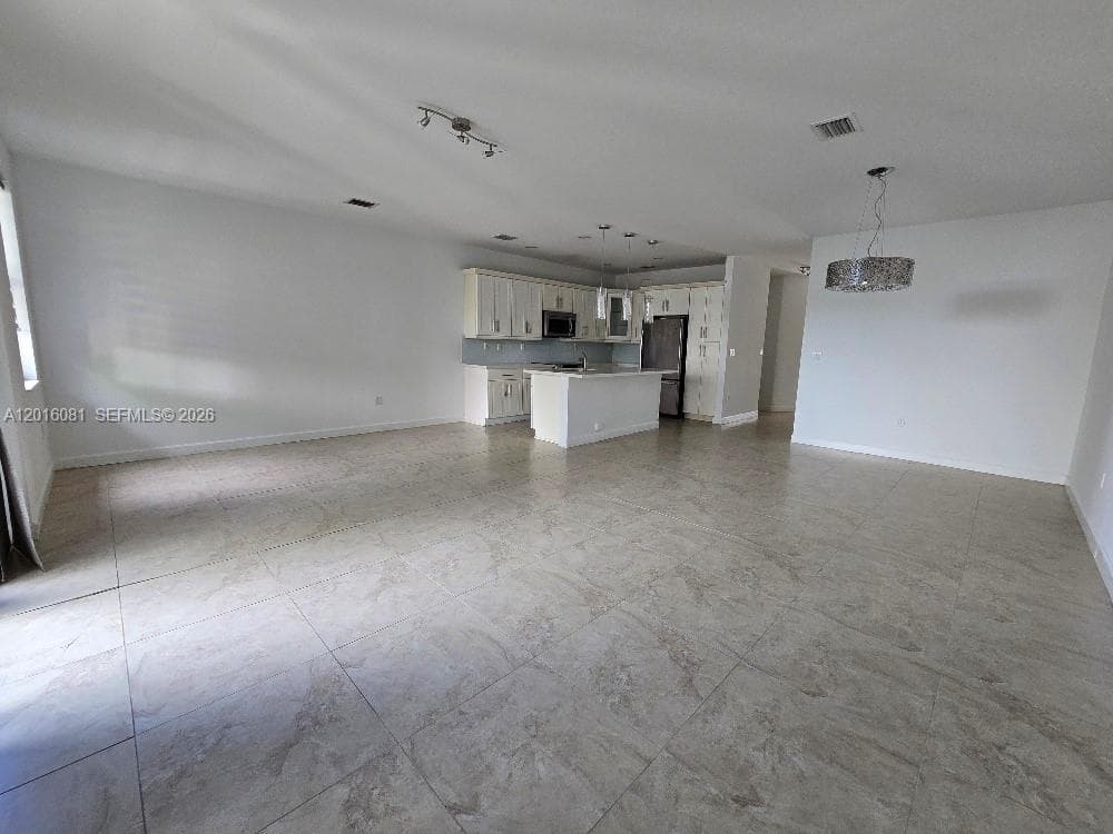 5810 NW 104th Path # 5810, Doral FL 33178 — 24