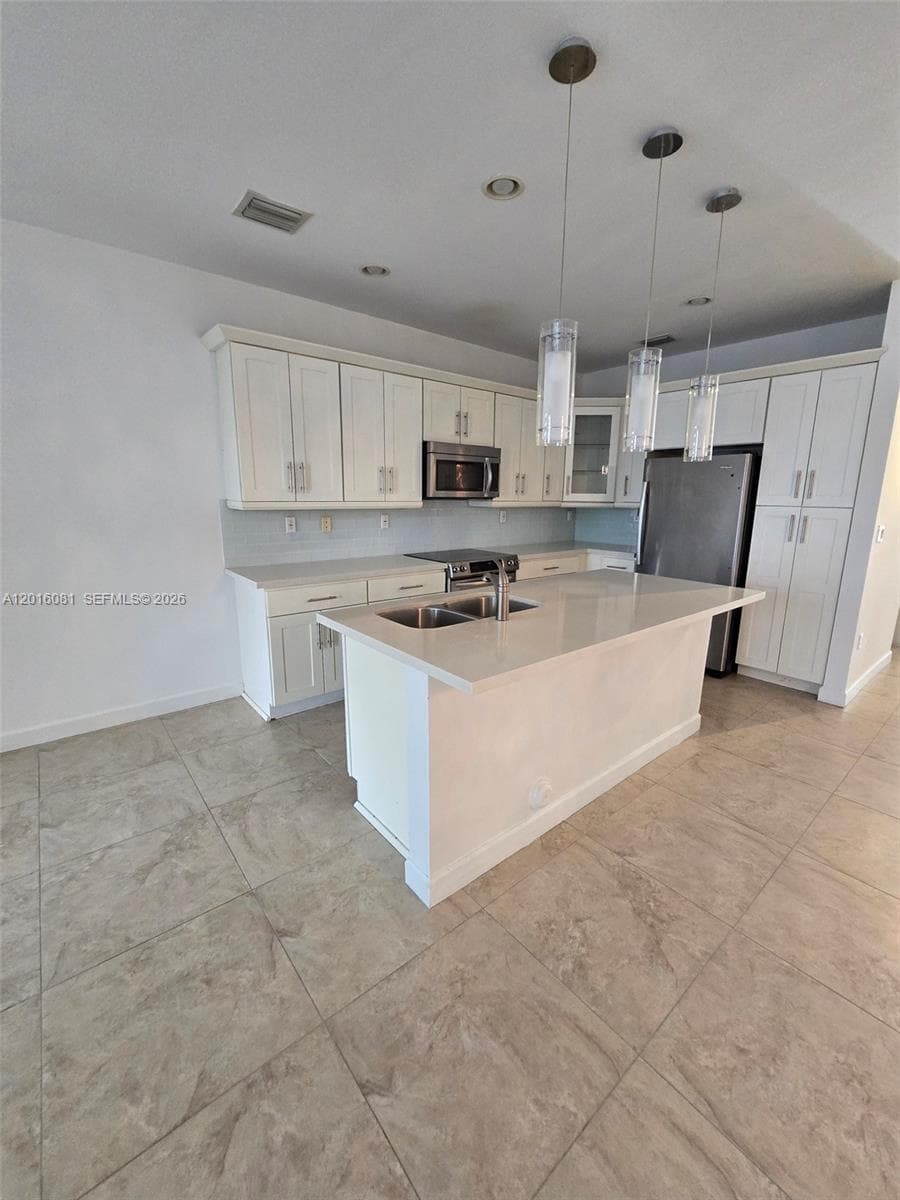 5810 NW 104th Path # 5810, Doral FL 33178 — 14
