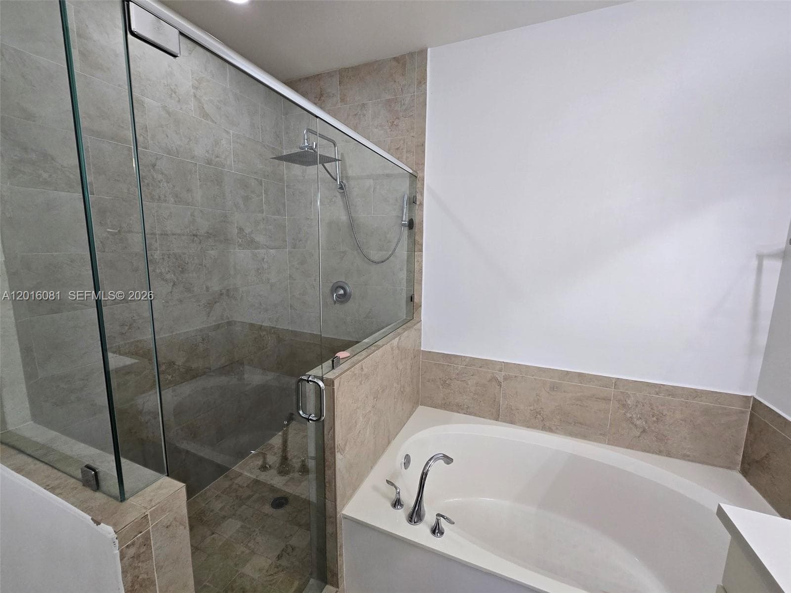 5810 NW 104th Path # 5810, Doral FL 33178 — 41