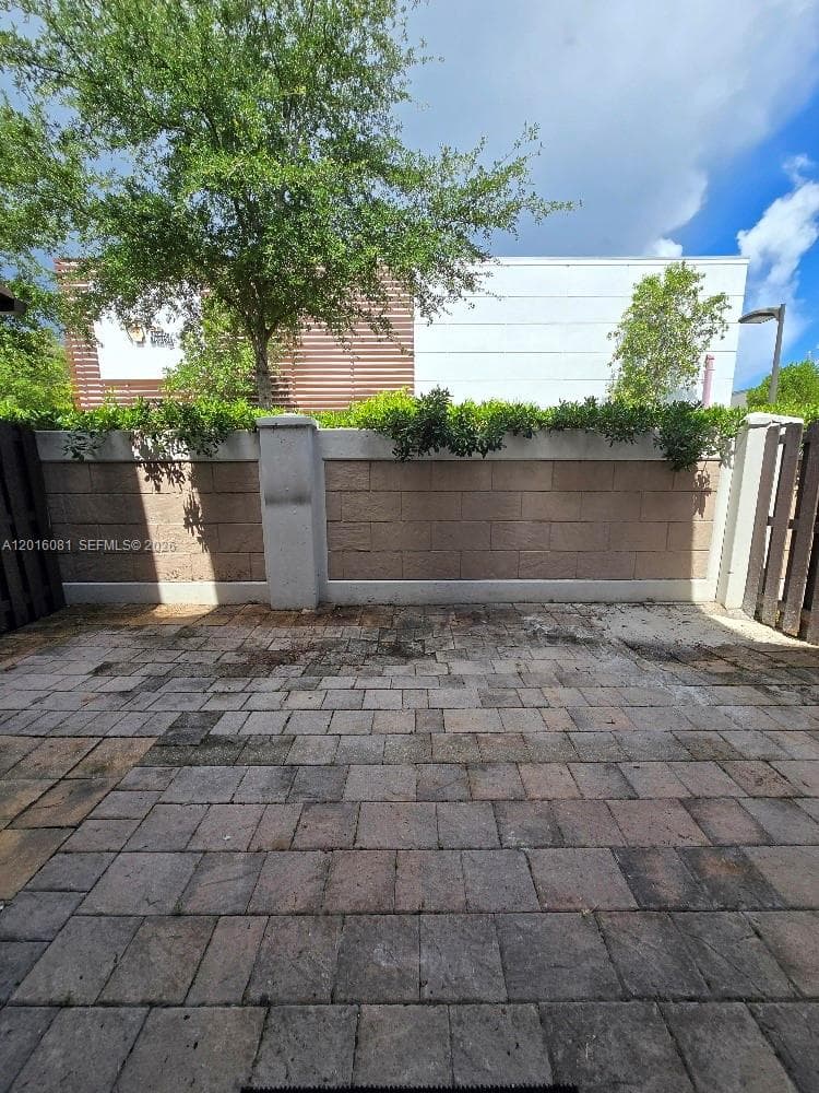 5810 NW 104th Path # 5810, Doral FL 33178 — 29