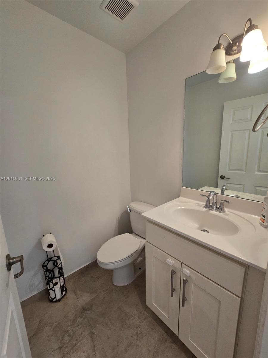 5810 NW 104th Path # 5810, Doral FL 33178 — 25