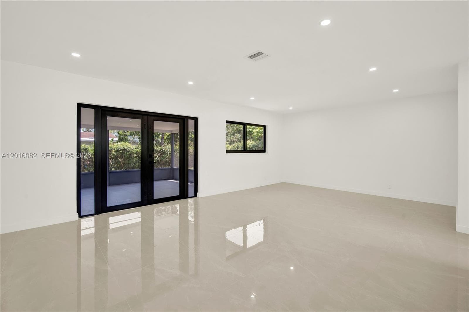 1020 NW 197th Ter, Miami Gardens FL 33169 — 13