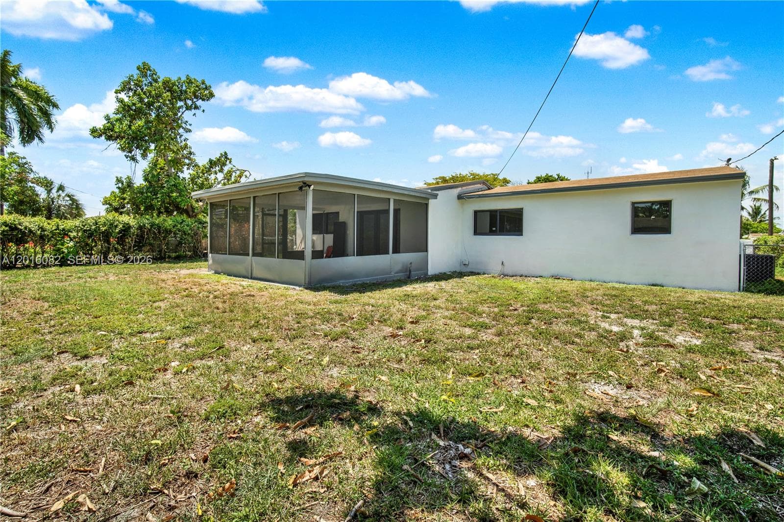 1020 NW 197th Ter, Miami Gardens FL 33169 — 35