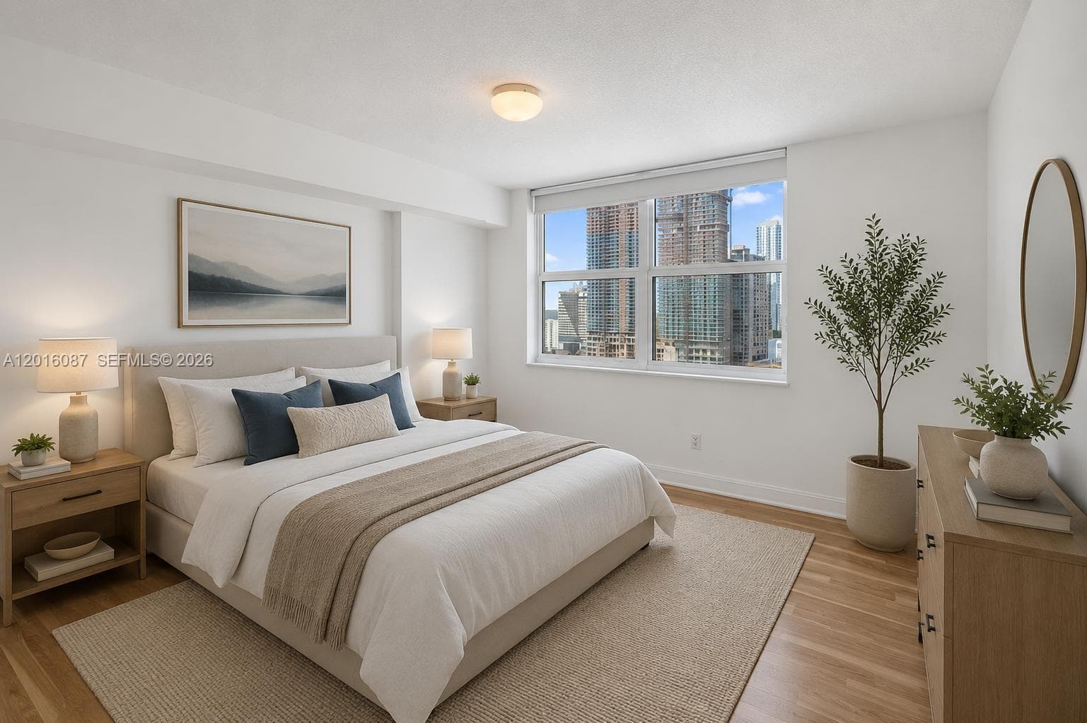 31 SE 5th St # 2305, Miami FL 33131 — 17