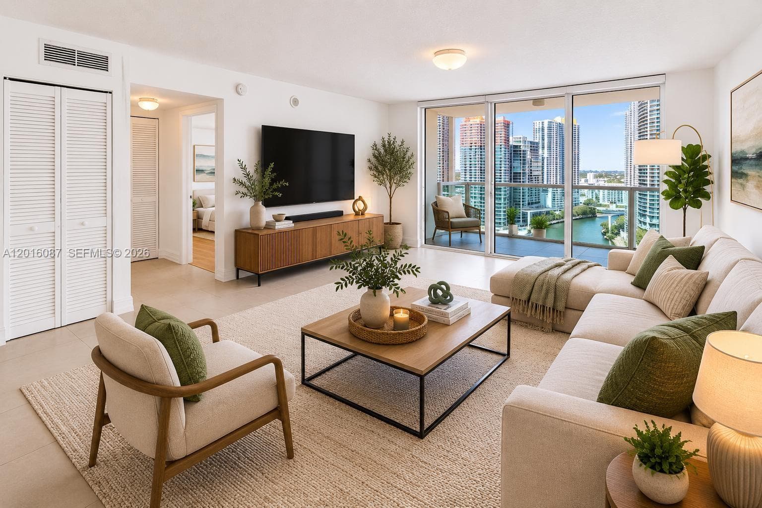 31 SE 5th St # 2305, Miami FL 33131 — 9