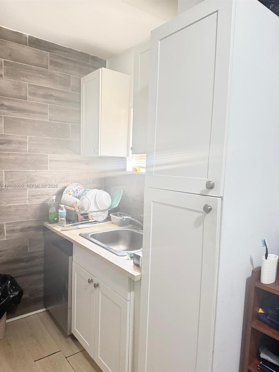 920 Euclid Ave # 3, Miami Beach FL 33139 — 12