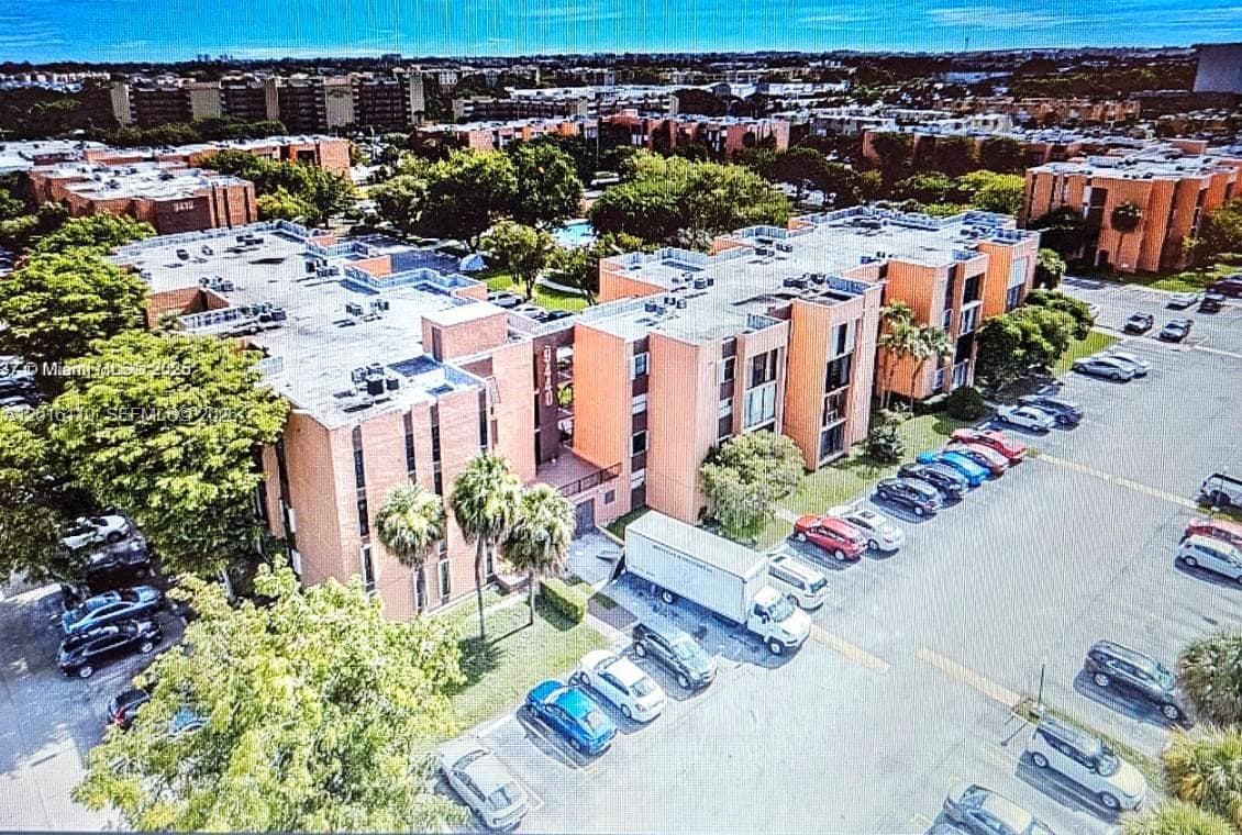 9420 W Flagler St # 103, Miami FL 33174 — 36