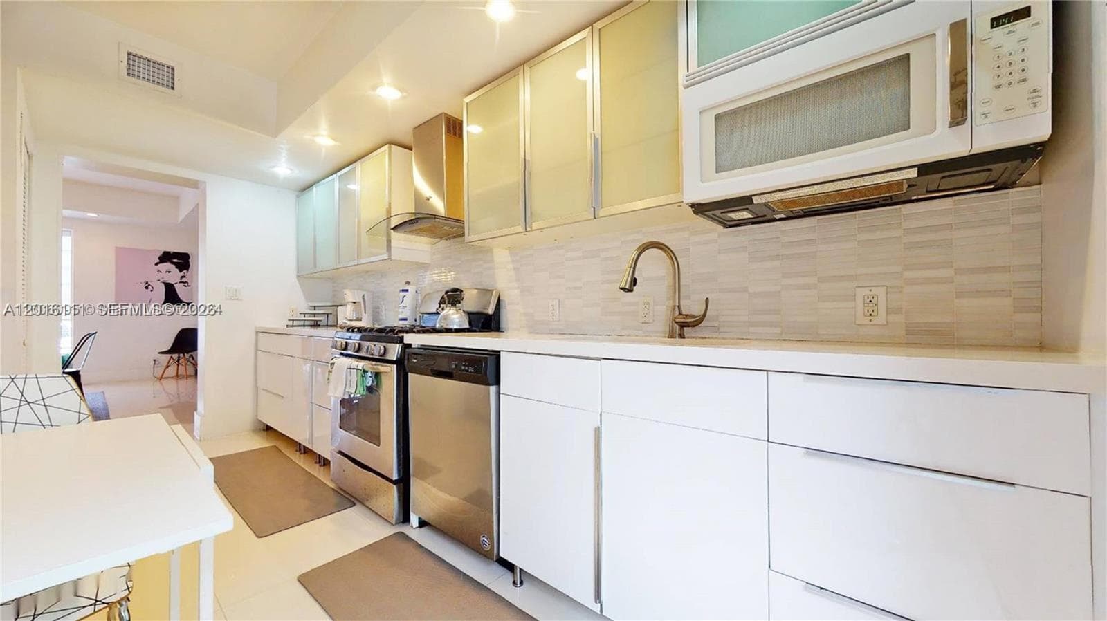 1400 West Ave, Miami Beach FL 33139 — 10