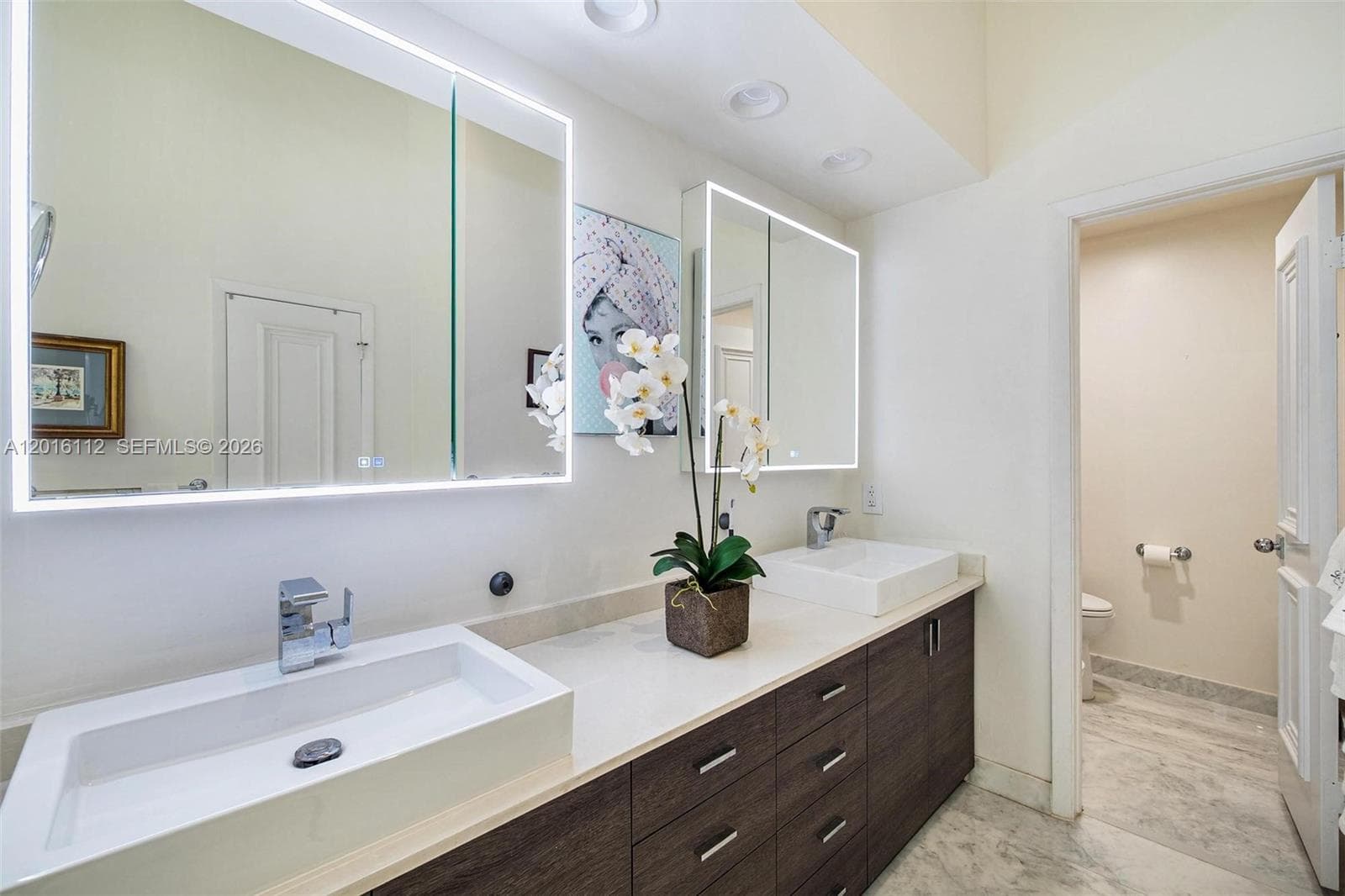 L Hermitage, Miami, FL — 16