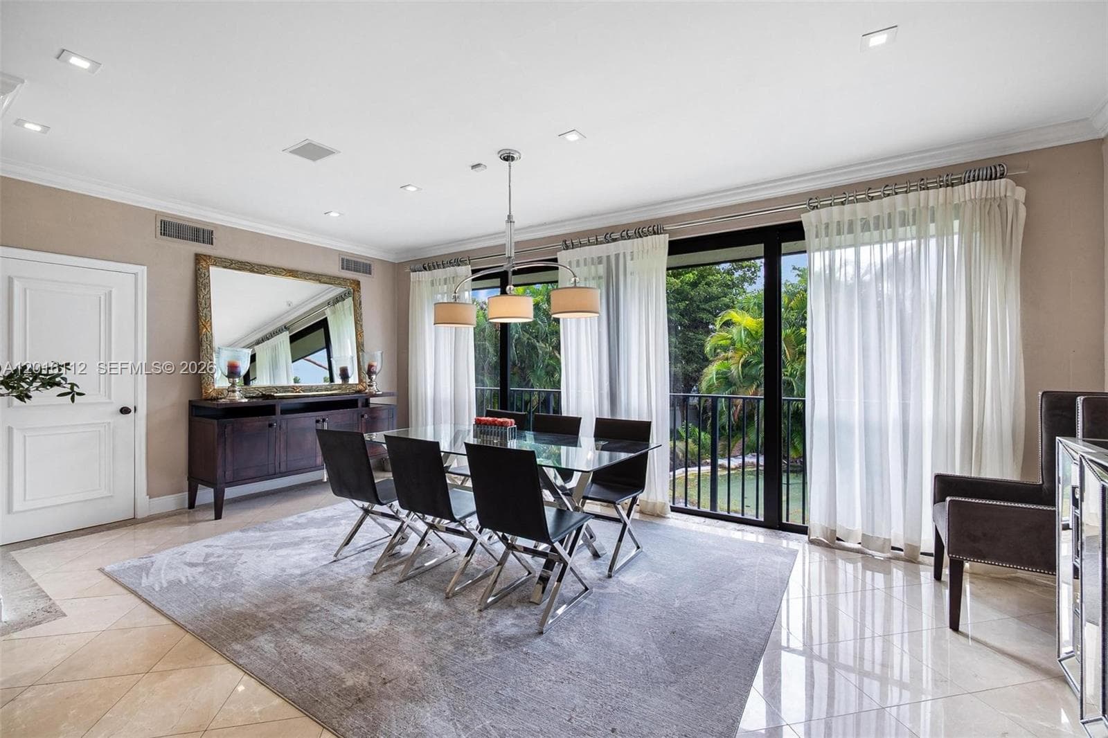 L Hermitage, Miami, FL — 7