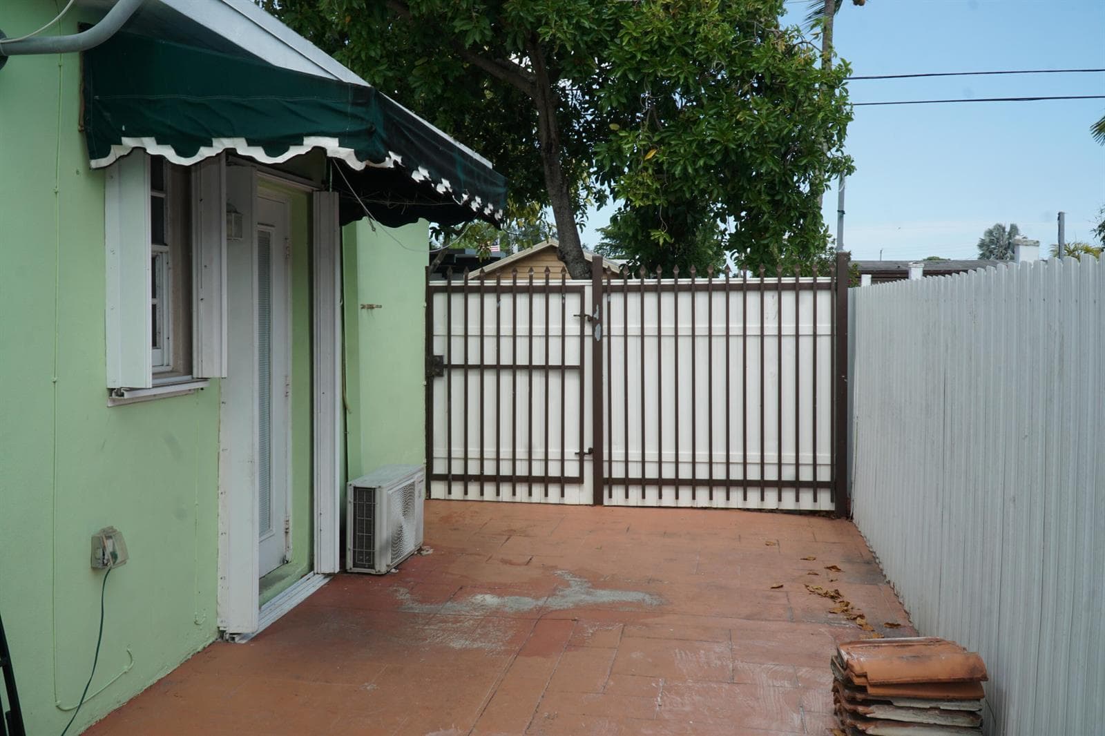 3311 SW 105th Court, Miami FL 33165 — 12