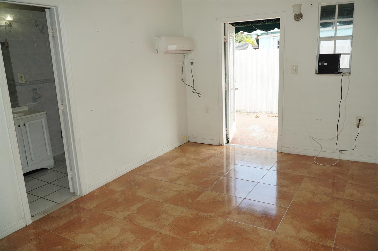 3311 SW 105th Court, Miami FL 33165 — 5