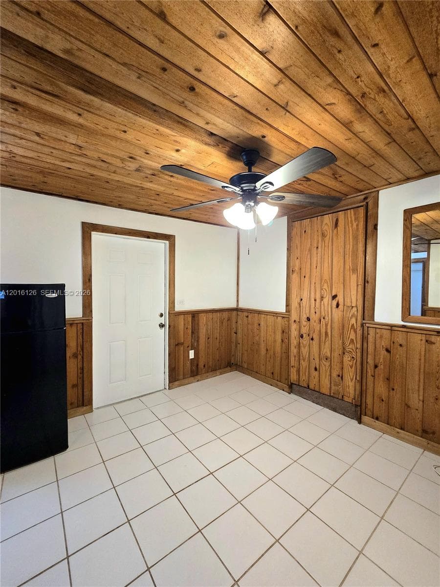 27660 SW 162nd Ave side, Homestead FL 33031 — 4