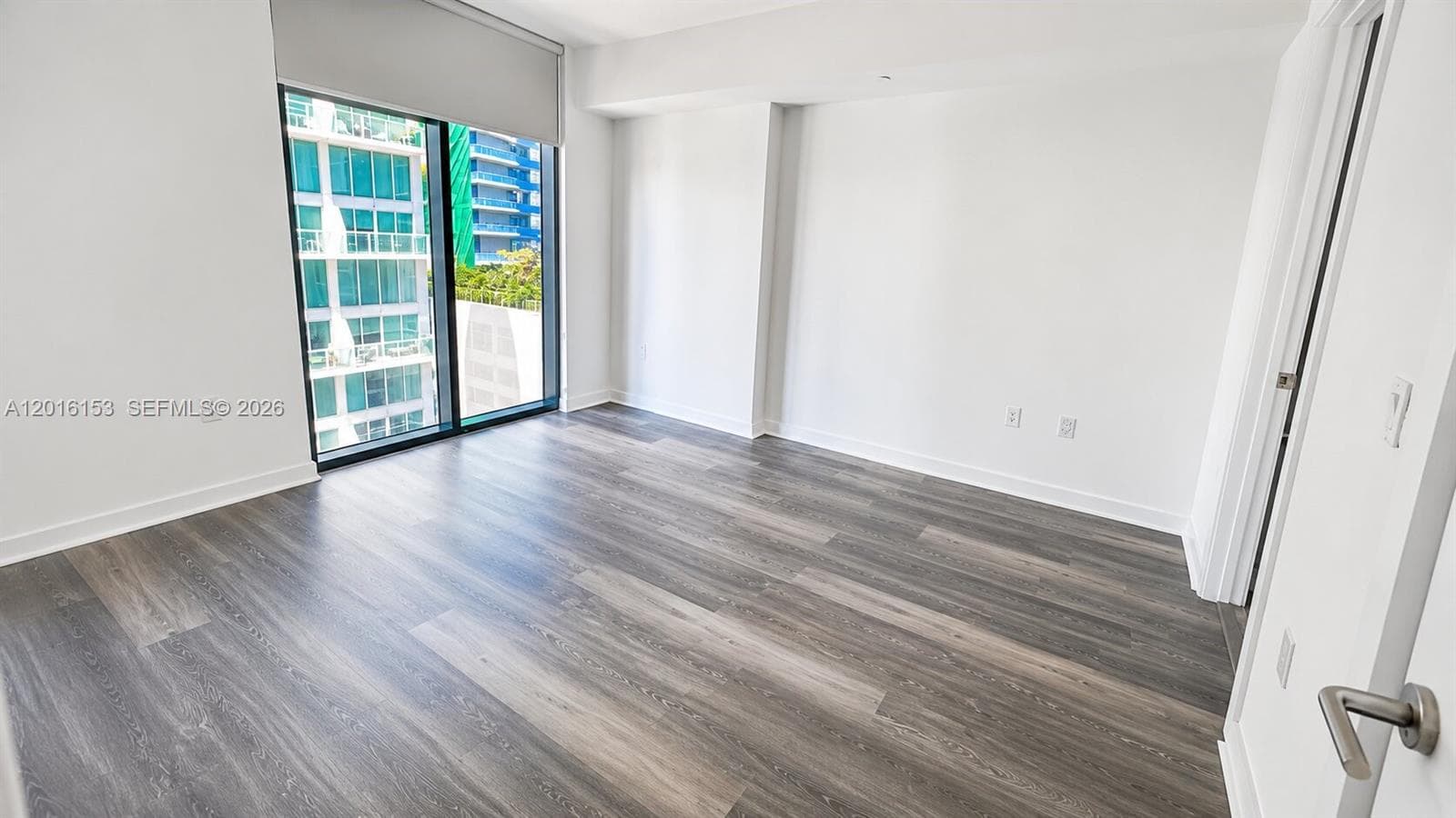 31 SE 6th St # 1904, Miami FL 33131 — 11