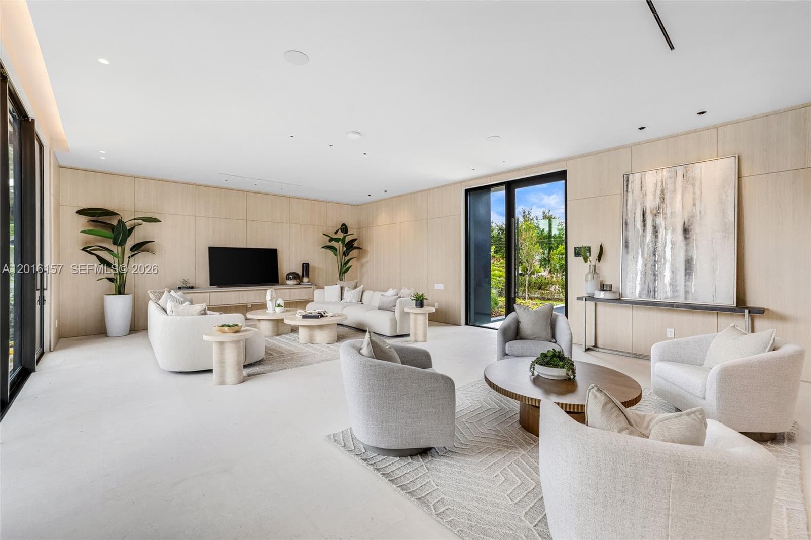 4550 N Jefferson Ave, Miami Beach FL 33140 — 20