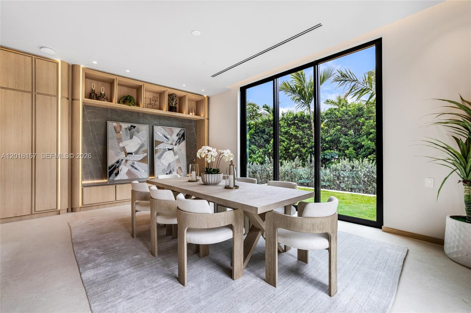 4550 N Jefferson Ave, Miami Beach FL 33140 — 29