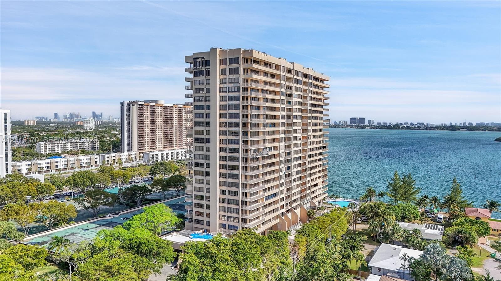 11113 Biscayne Blvd # 255, Miami FL 33181 — 46
