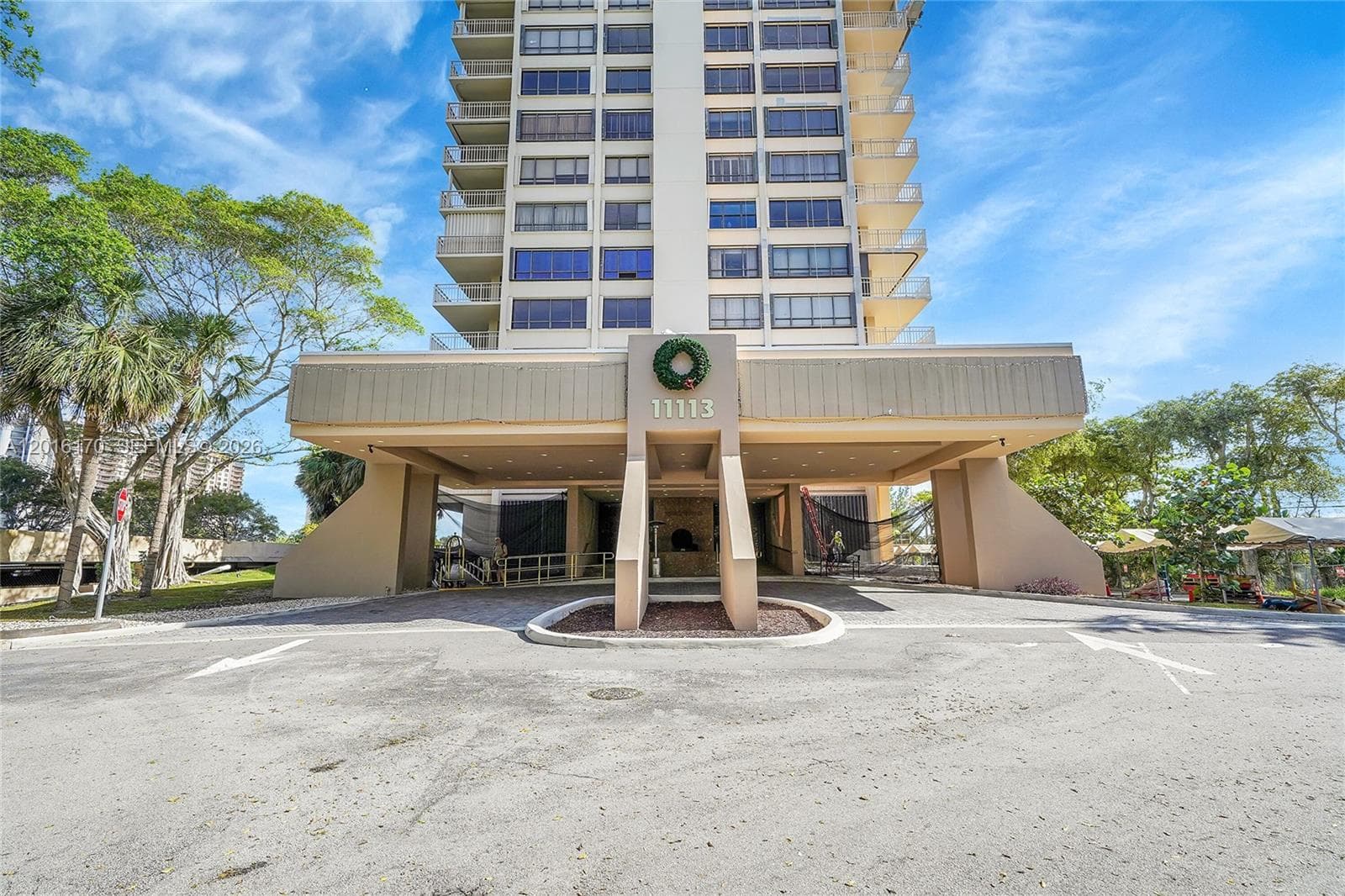 11113 Biscayne Blvd # 255, Miami FL 33181 — 1