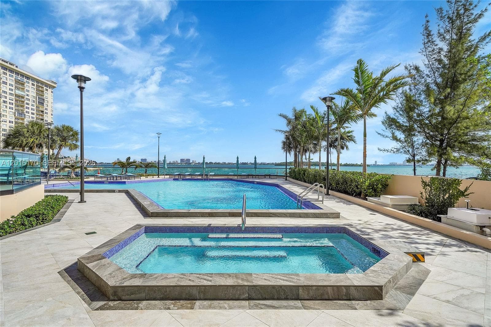11113 Biscayne Blvd # 255, Miami FL 33181 — 37