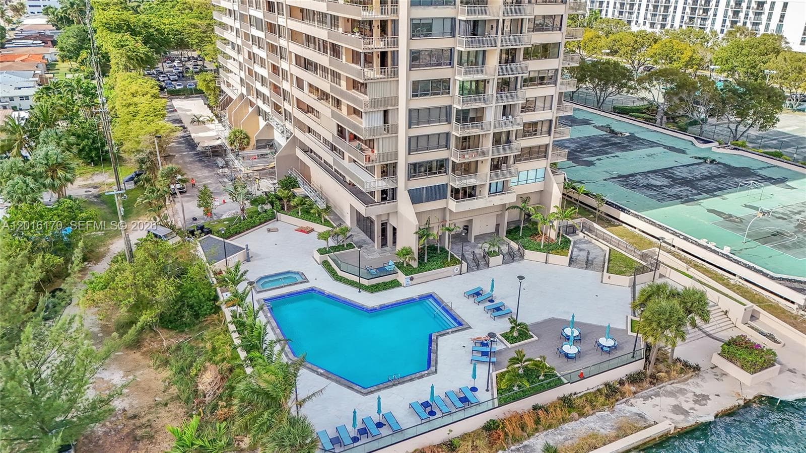 11113 Biscayne Blvd # 255, Miami FL 33181 — 44