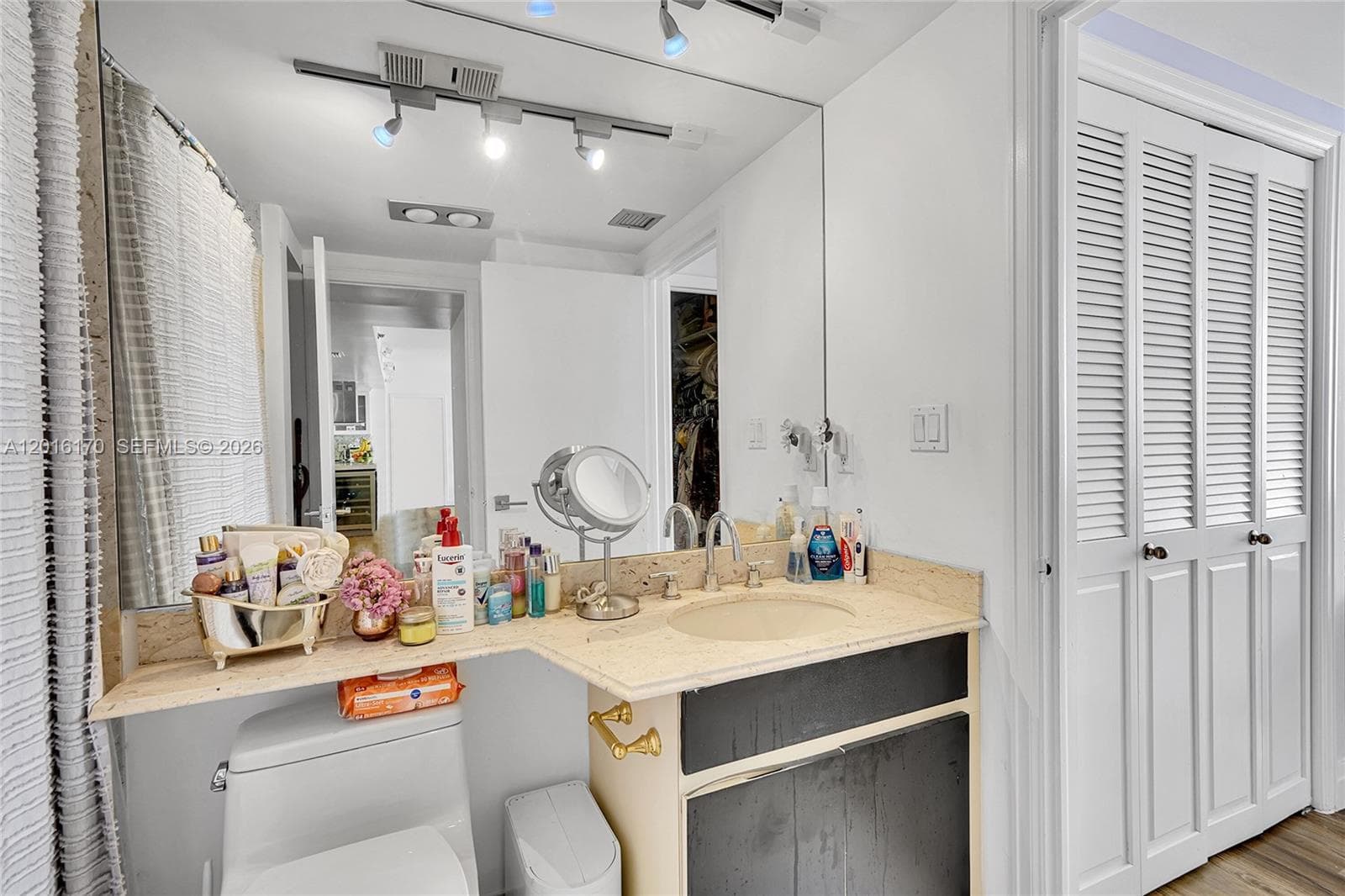 11113 Biscayne Blvd # 255, Miami FL 33181 — 21