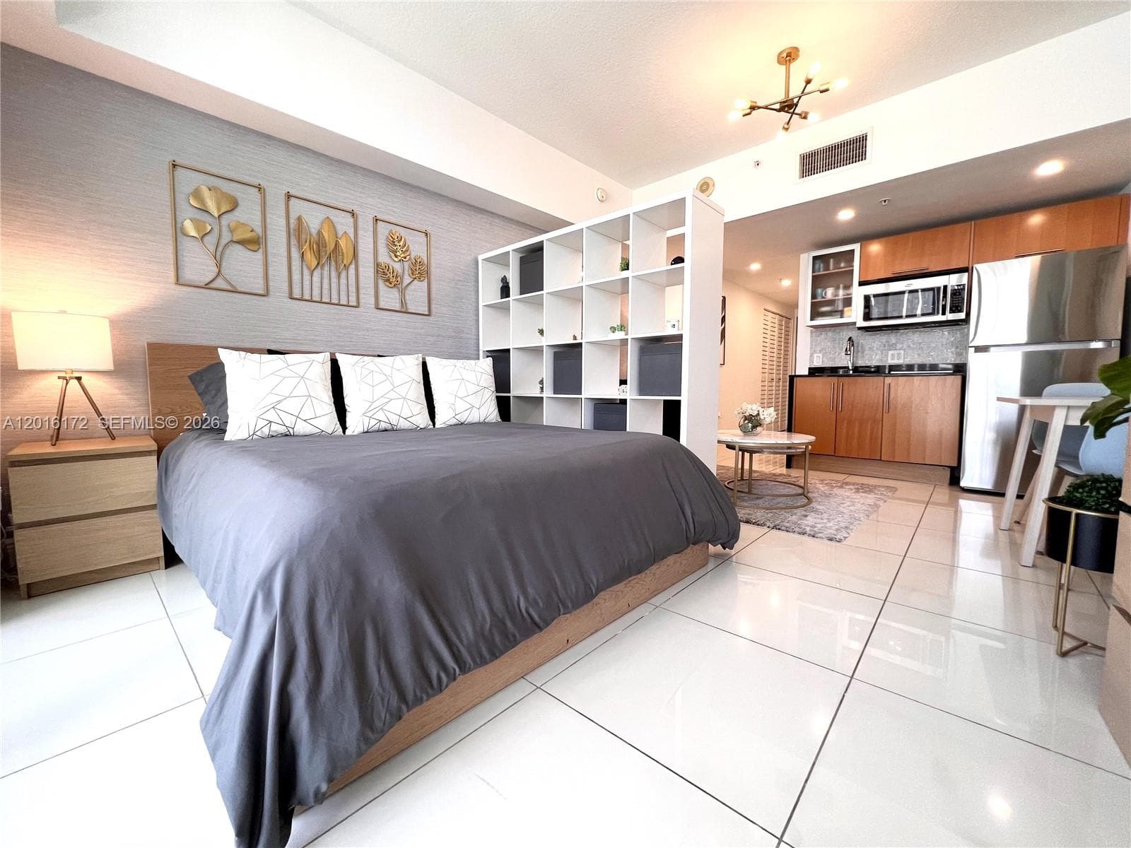 1750 N Bayshore Dr # 1218, Miami FL 33132 — 2