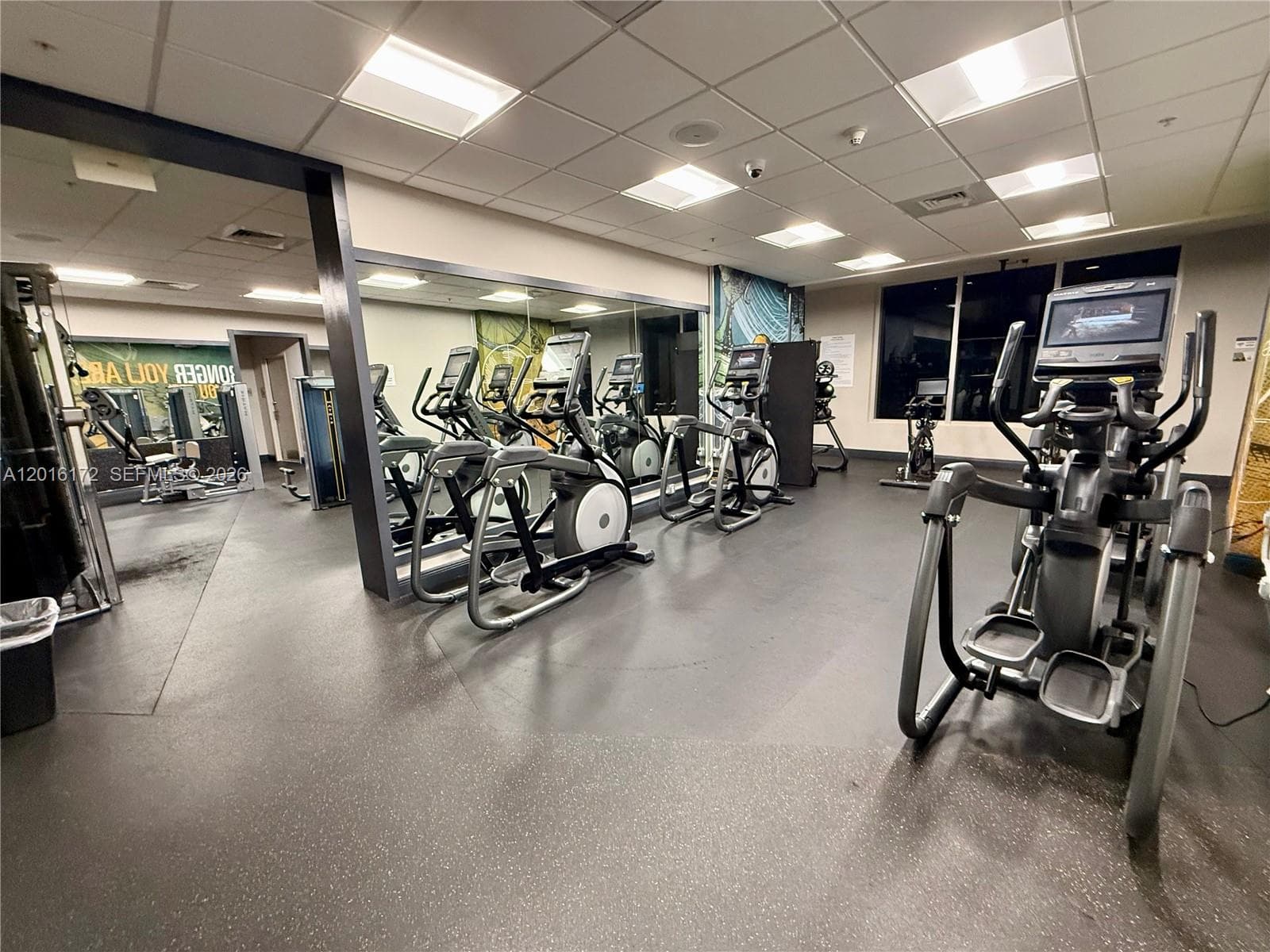 1750 N Bayshore Dr # 1218, Miami FL 33132 — 20