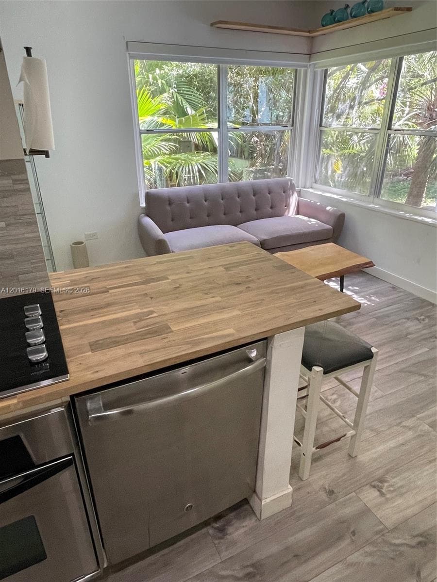 1555 Pennsylvania Ave # 110, Miami Beach FL 33139 — 5
