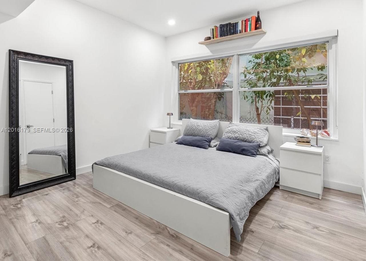 1555 Pennsylvania Ave # 110, Miami Beach FL 33139 — 9