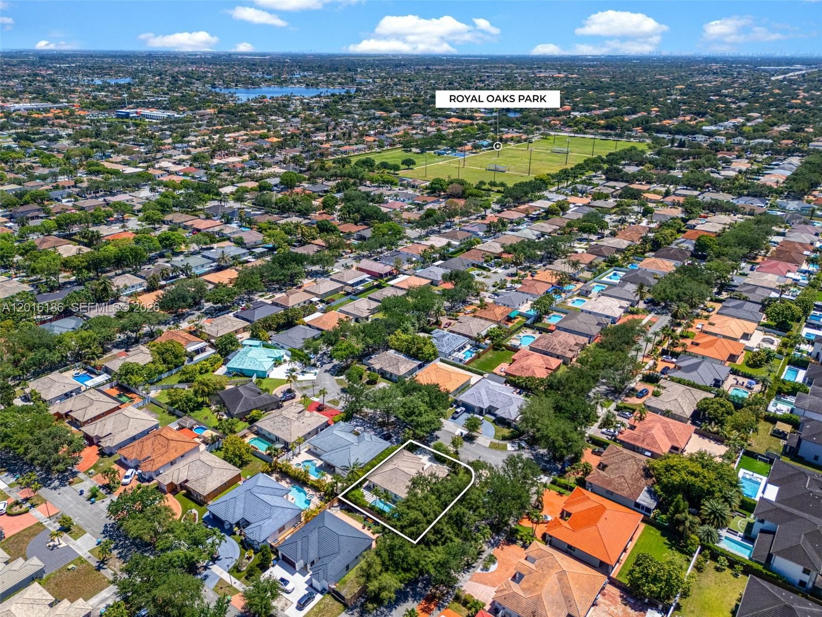 16238 NW 91st Ave, Miami Lakes FL 33018 — 47