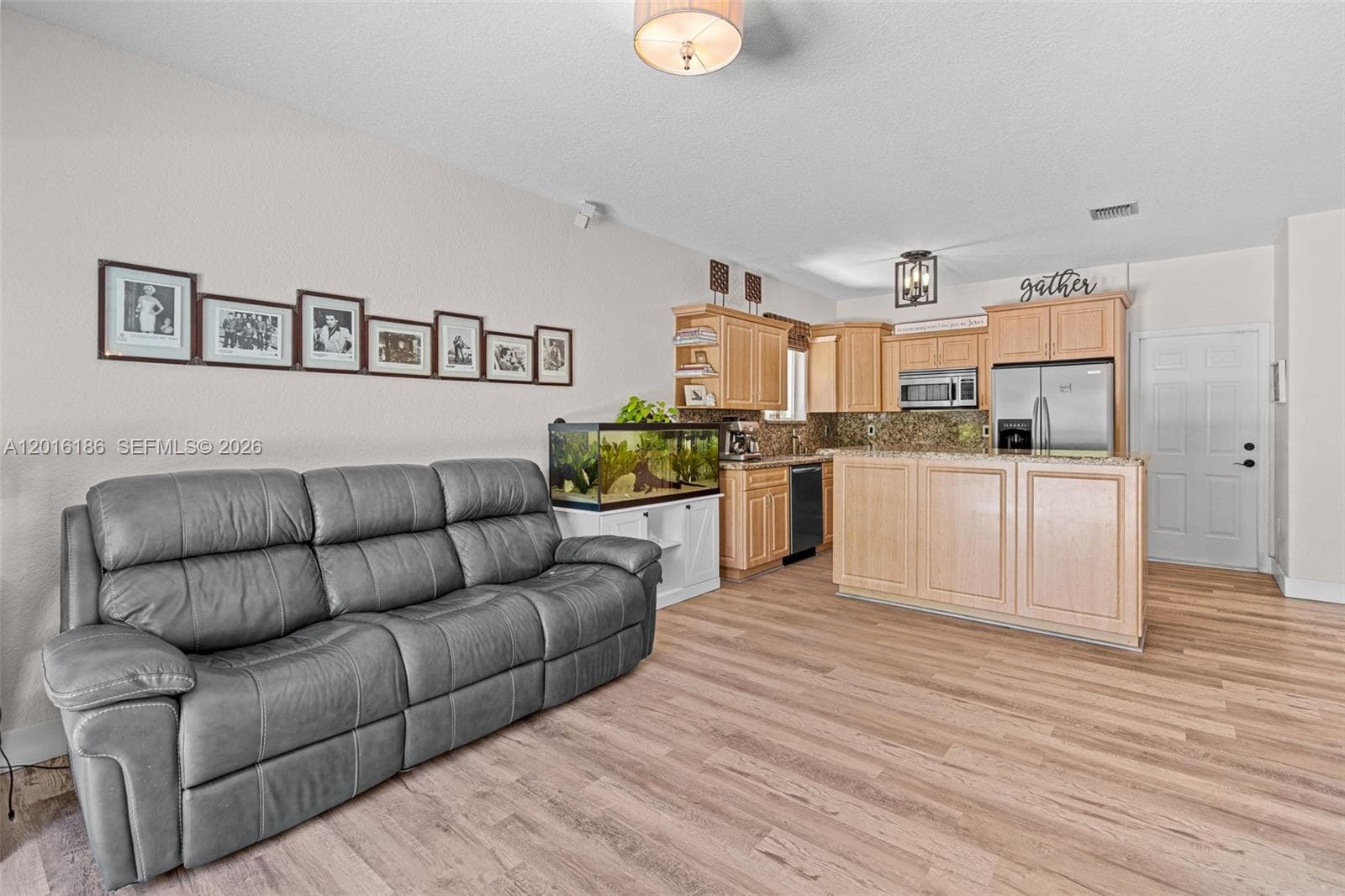 16238 NW 91st Ave, Miami Lakes FL 33018 — 16