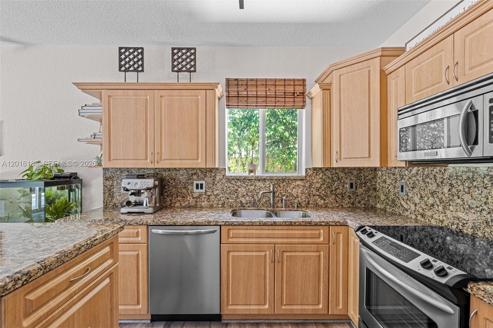 16238 NW 91st Ave, Miami Lakes FL 33018 — 22
