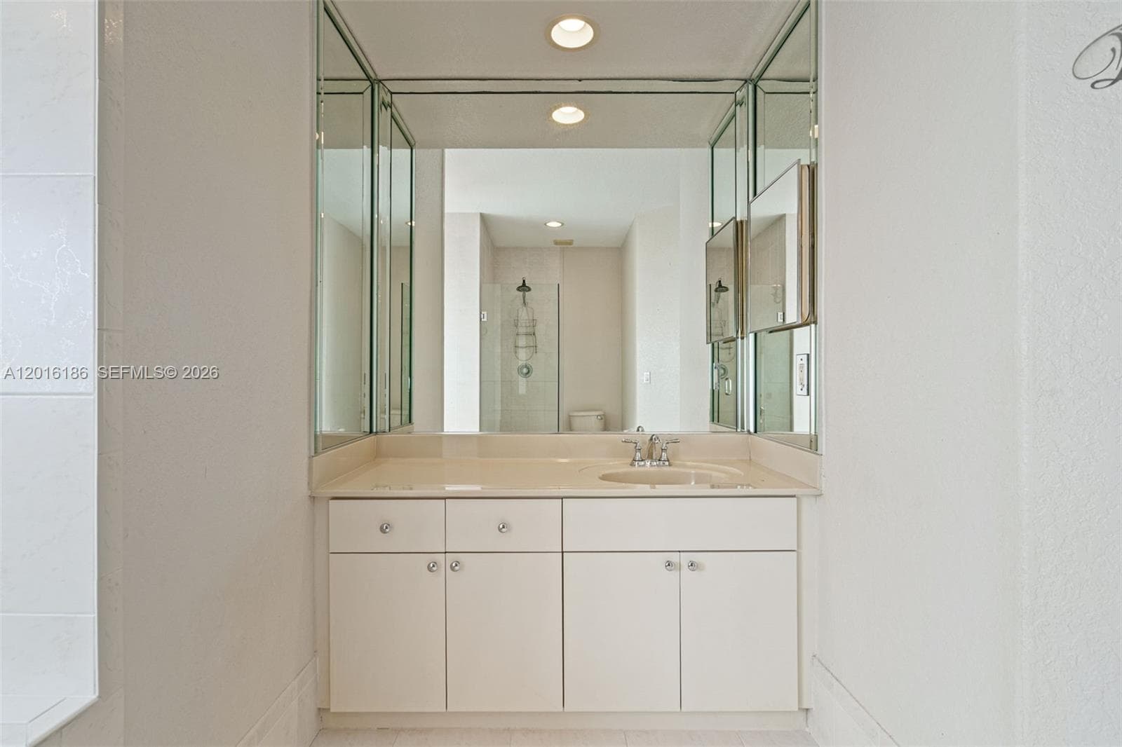 16238 NW 91st Ave, Miami Lakes FL 33018 — 34