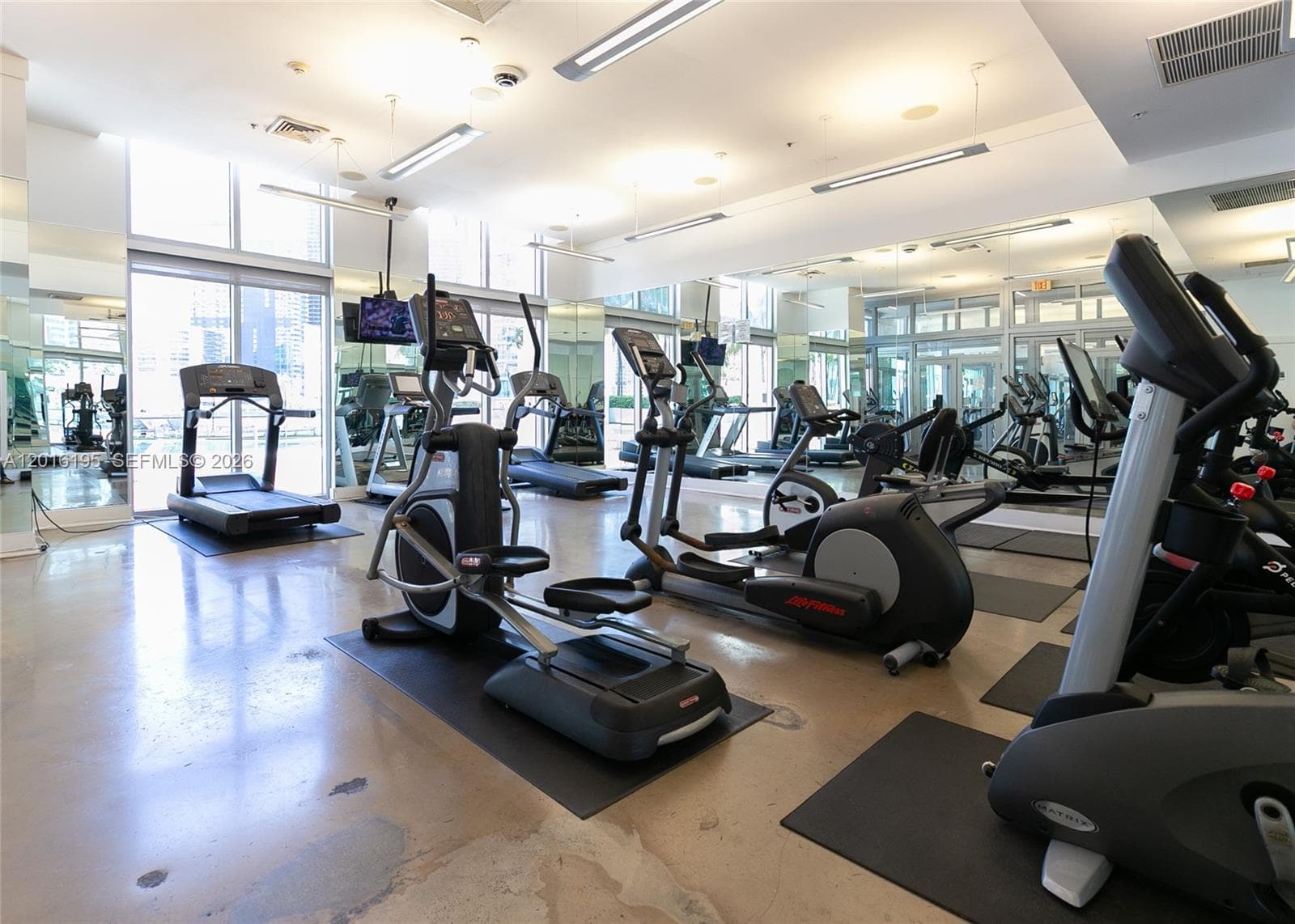 90 SW 3rd St # 1611, Miami FL 33130 — 22