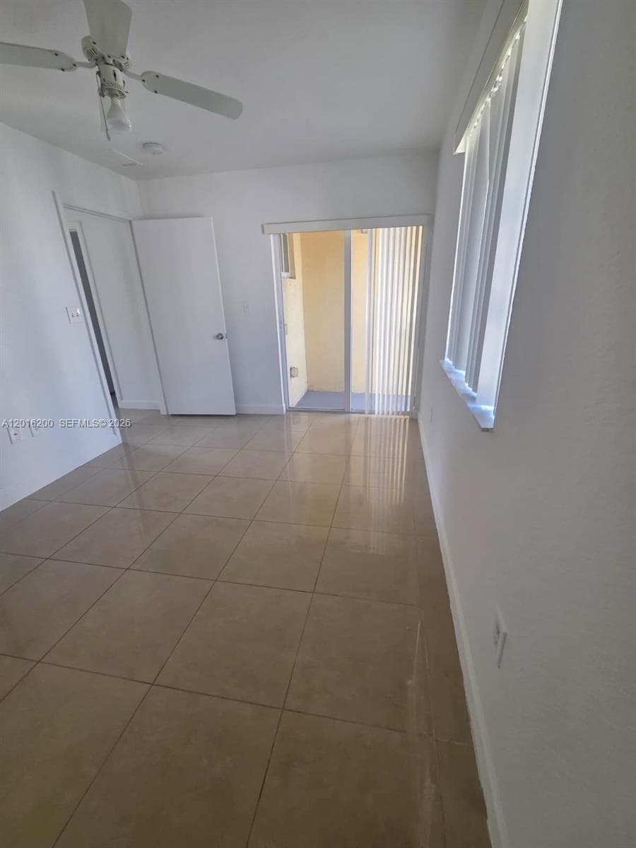 2170 NE 167th St # 103, North Miami Beach FL 33162 — 12