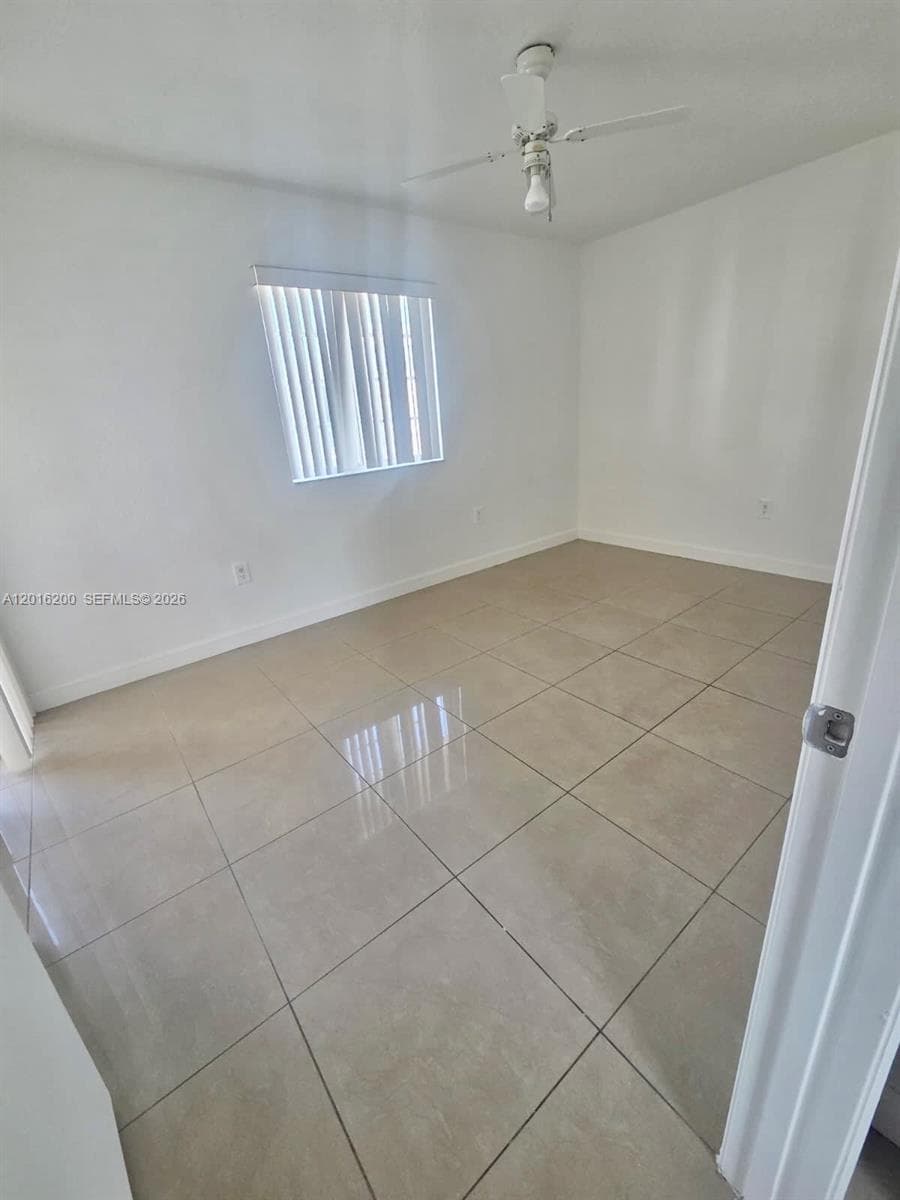 2170 NE 167th St # 103, North Miami Beach FL 33162 — 15