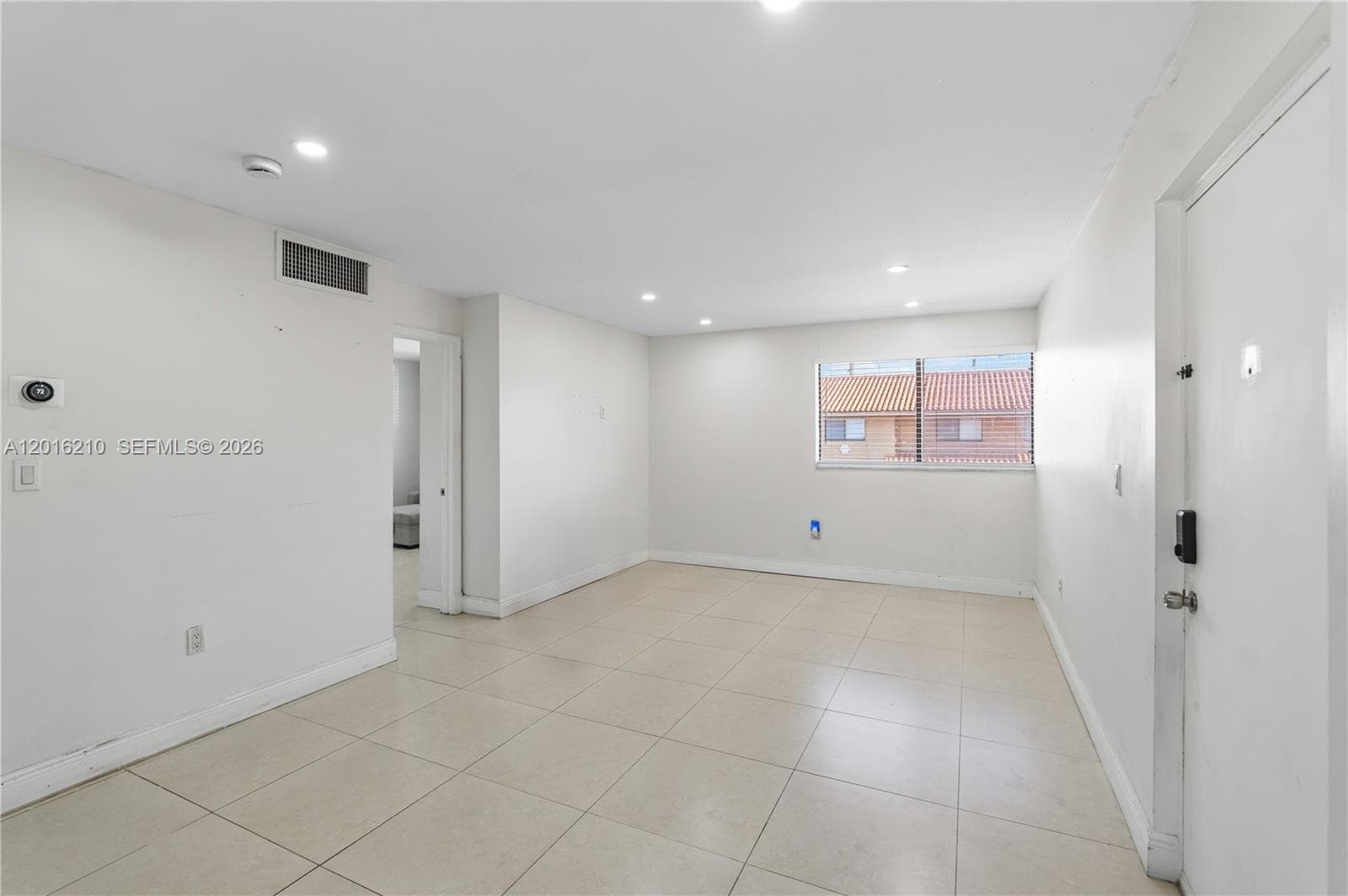 2735 W 60th Pl # 204, Hialeah FL 33016 — 16