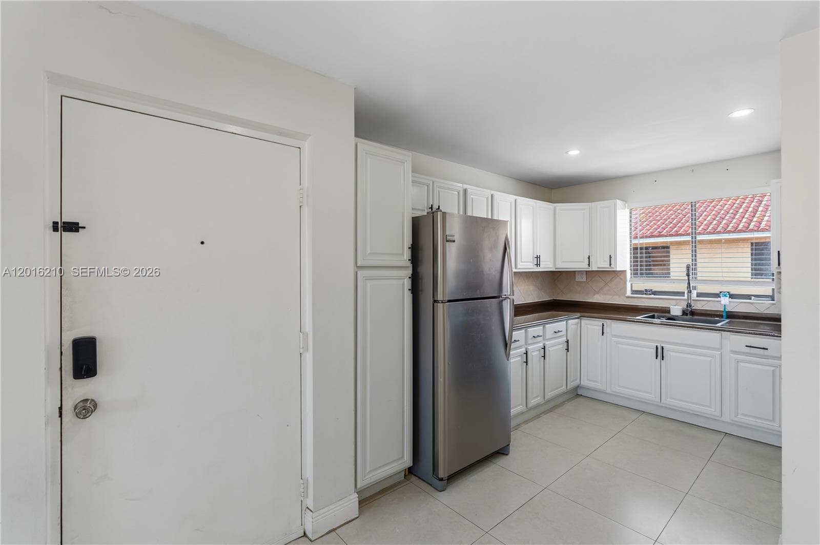 2735 W 60th Pl # 204, Hialeah FL 33016 — 4