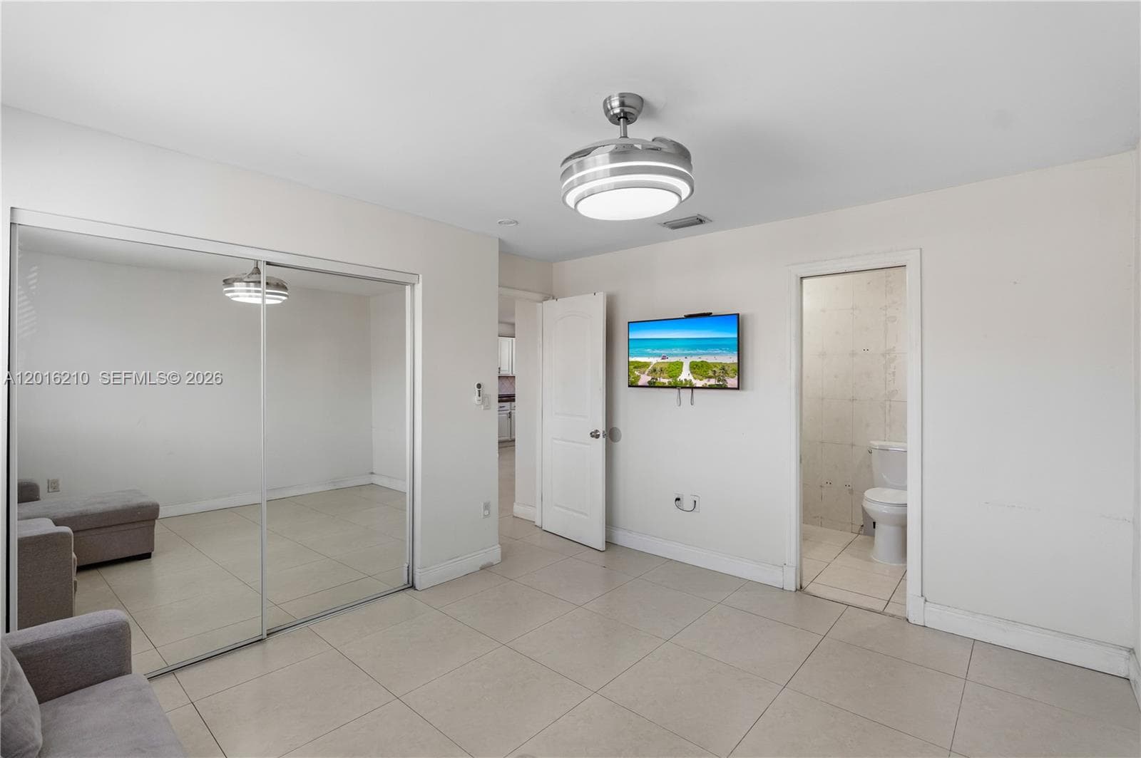2735 W 60th Pl # 204, Hialeah FL 33016 — 21