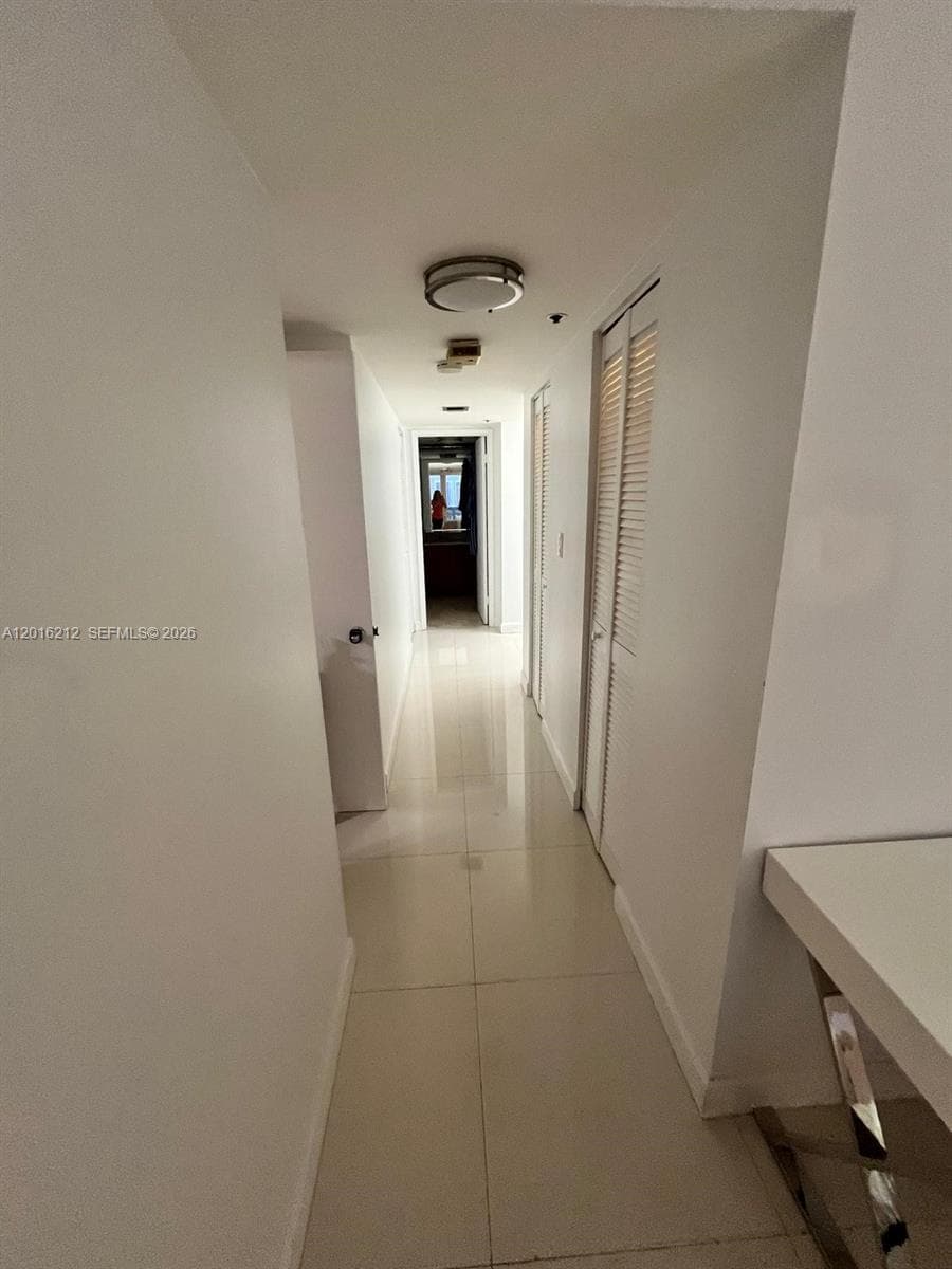 1717 N Bayshore Dr # 2453, Miami FL 33132 — 21