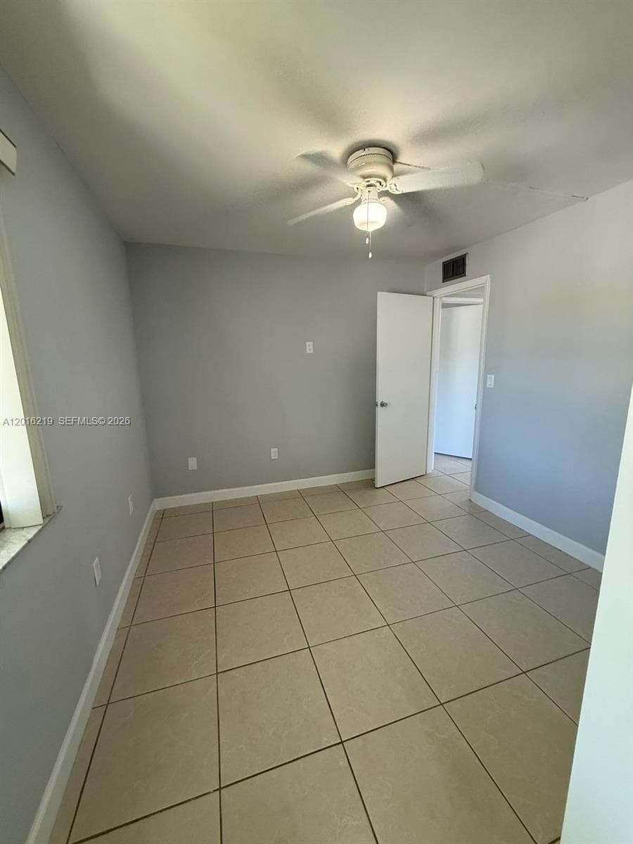 Indian Lk Village Phase 1, Miami, FL — 52