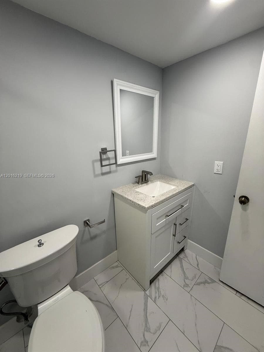 Indian Lk Village Phase 1, Miami, FL — 43