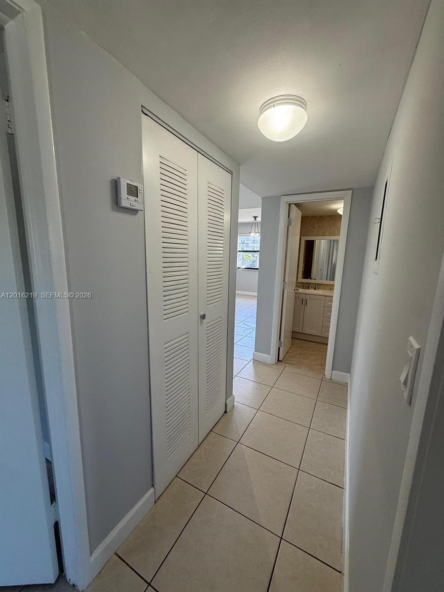 Indian Lk Village Phase 1, Miami, FL — 38