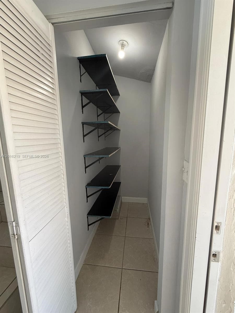 Indian Lk Village Phase 1, Miami, FL — 10