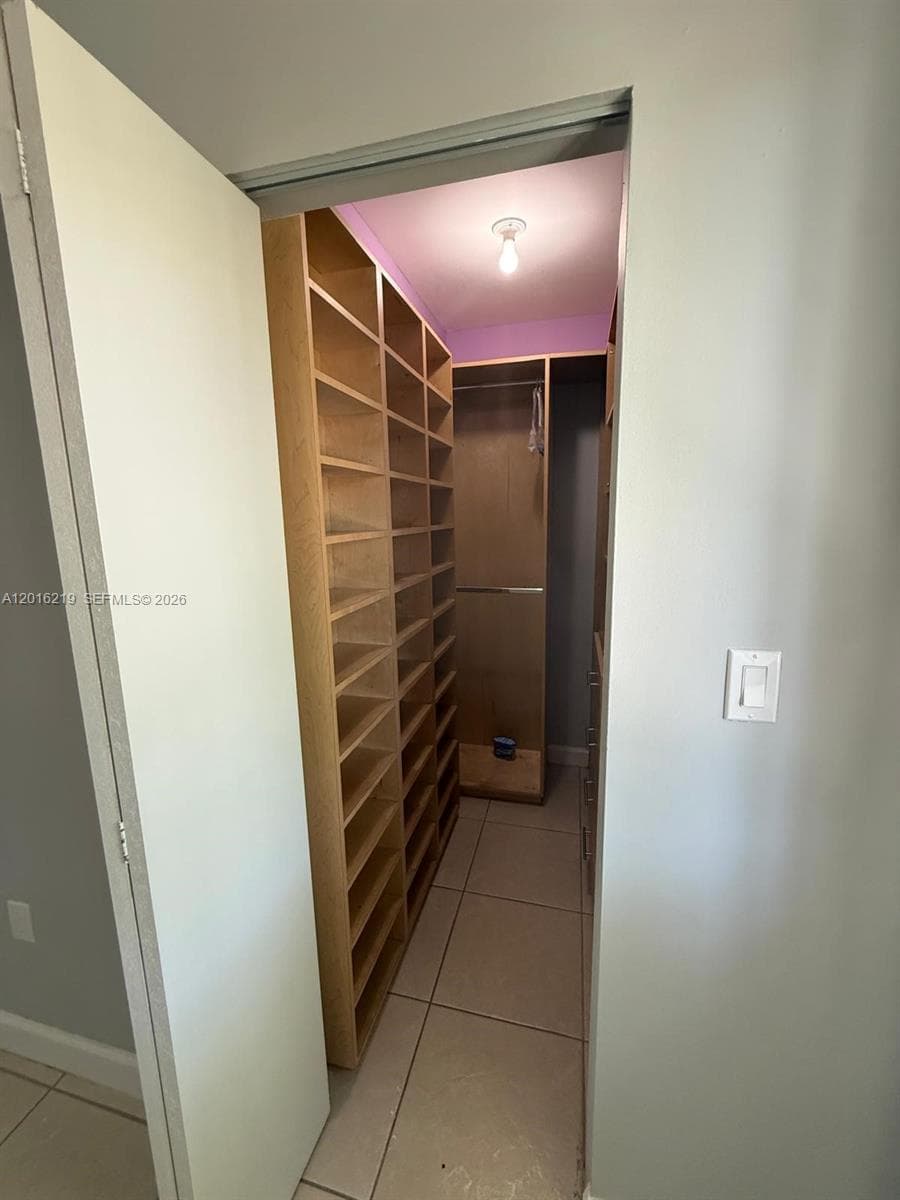 Indian Lk Village Phase 1, Miami, FL — 50