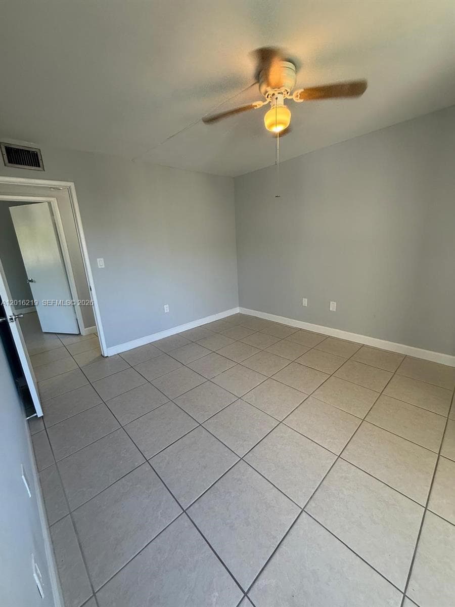 Indian Lk Village Phase 1, Miami, FL — 48