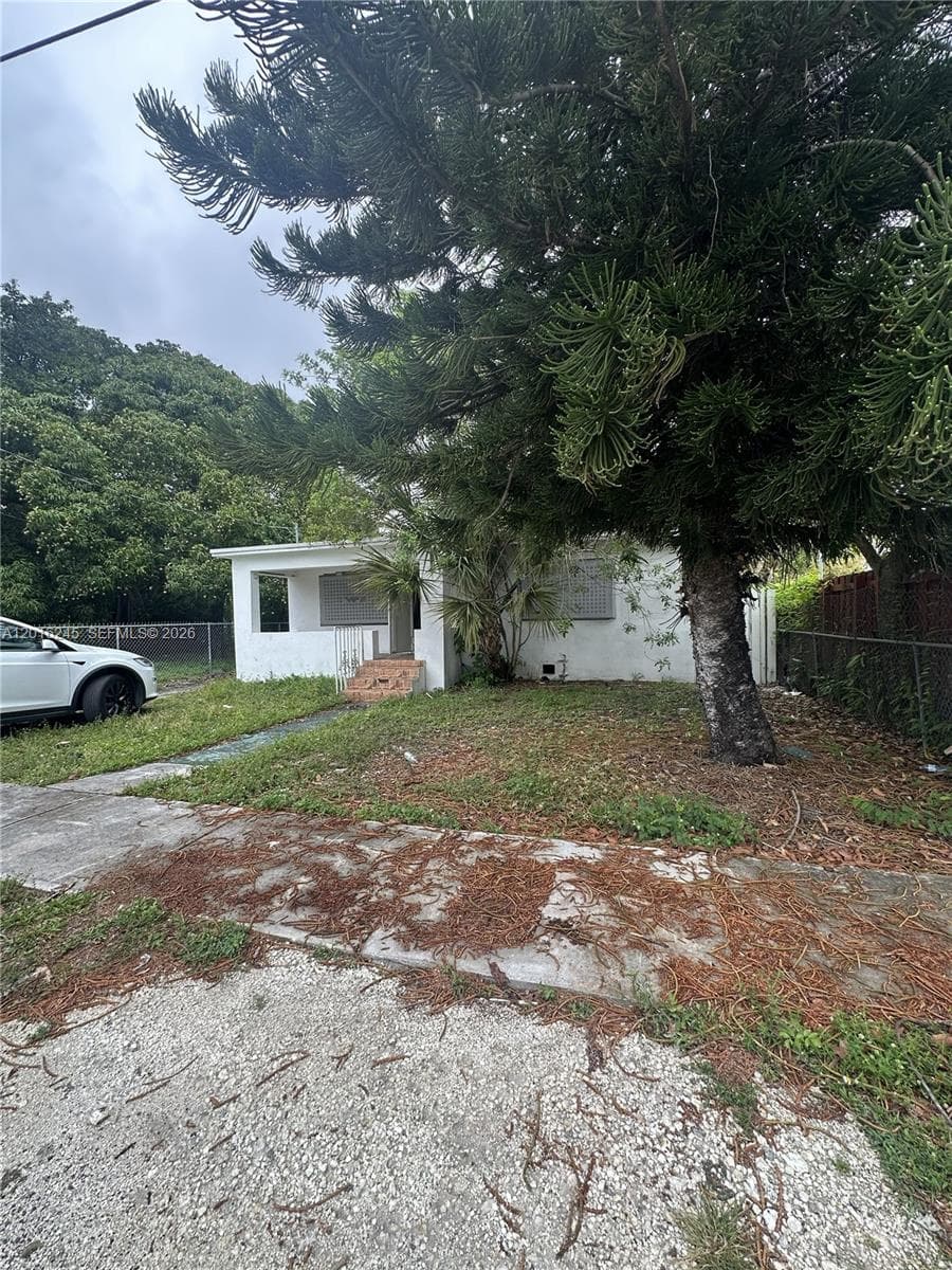 1891 NW 62nd Ter, Miami FL 33147 — 4