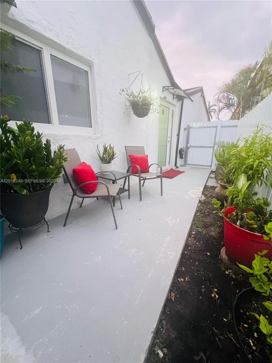 2500 SW 131st Ct, Miami FL 33175 — 2