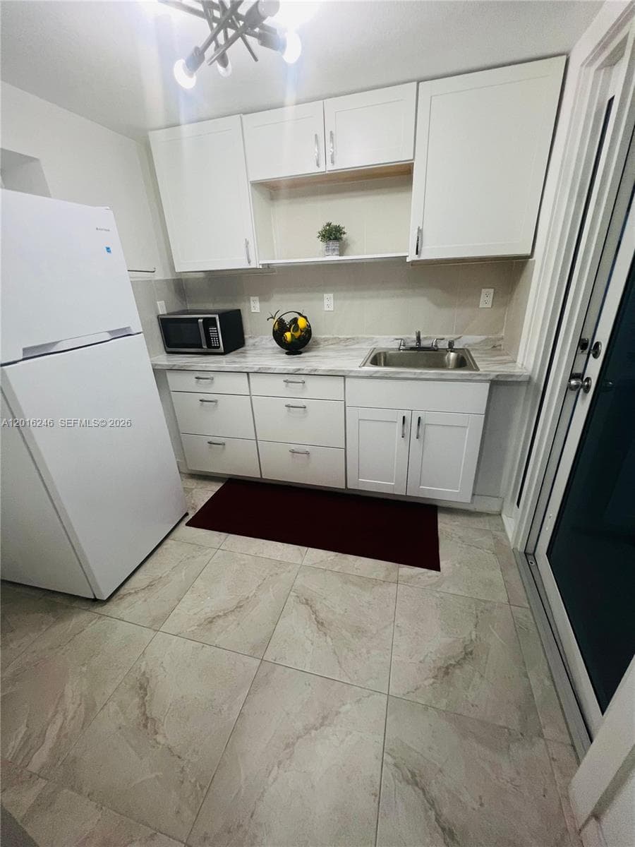 2500 SW 131st Ct, Miami FL 33175 — 13