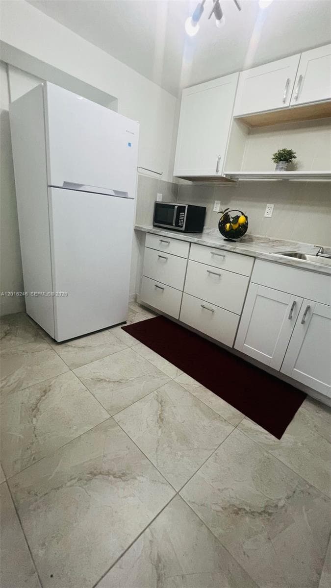 2500 SW 131st Ct, Miami FL 33175 — 8